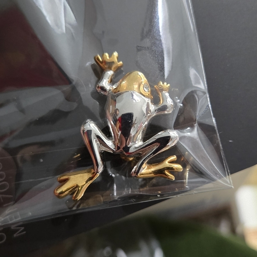 Lia Sophia Vintage Silver and Gold Tone Frog Brooch